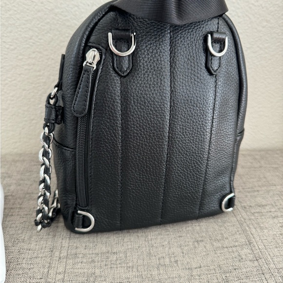 Michael Kors convertible mini backpack - Picture 2 of 7